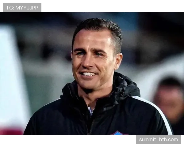 佩德里肌肉伤势恢复进展顺利,未来赛场表现引球迷期待 佩德里肌肉伤势恢复进展顺利,未来赛场表现引球迷期待