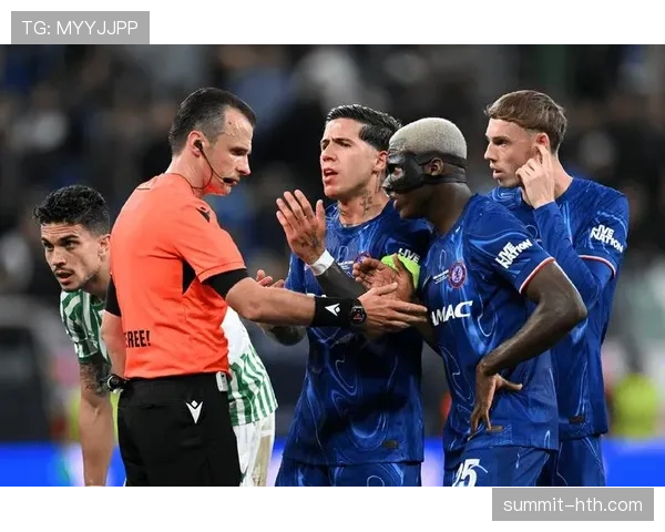 切尔西主帅执教稳定性面临质疑,已对球队赛季走势形成制约 切尔西主帅执教稳定性面临质疑,已对球队赛季走势形成制约